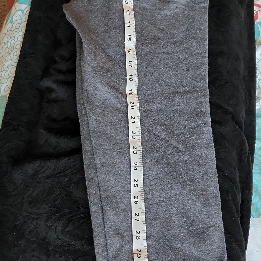 Champion athletic sweatpants/ athletic wear boys gray large
